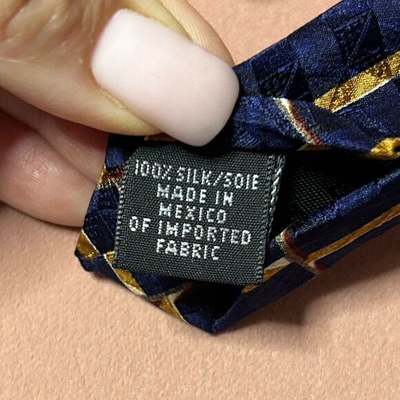 Oscar de la Renta Neckware 100% Silk Blue and Gold Men’s Dress Tie - Picture 5 of 5